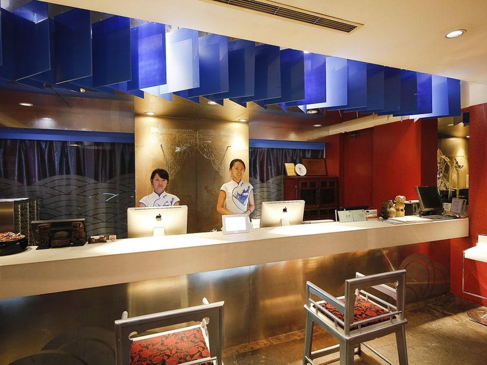 China Community Art Habitat Hotel Qingdao Bagian luar foto