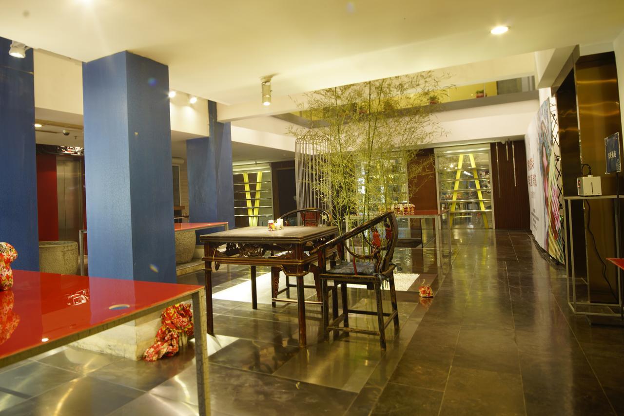 China Community Art Habitat Hotel Qingdao Bagian luar foto