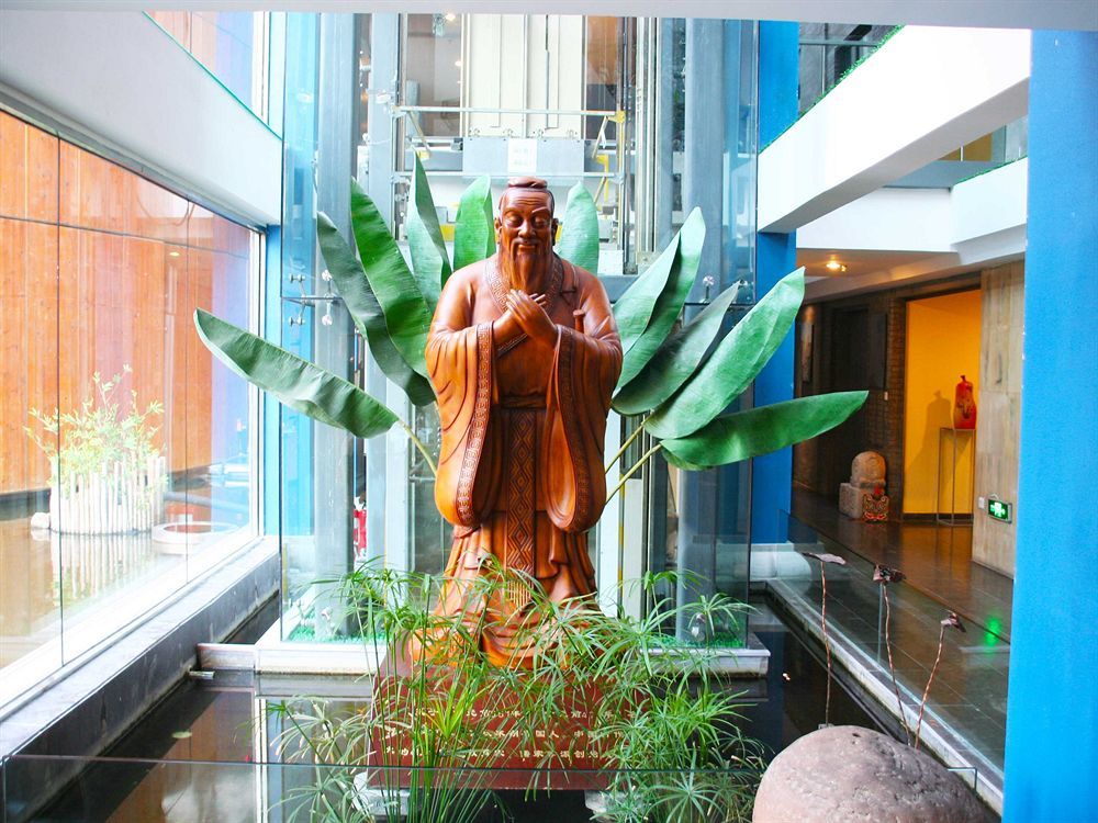 China Community Art Habitat Hotel Qingdao Bagian luar foto